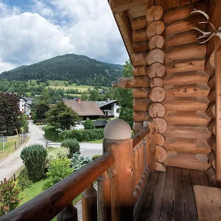 - 24 Neben Skipiste Und Skilift *