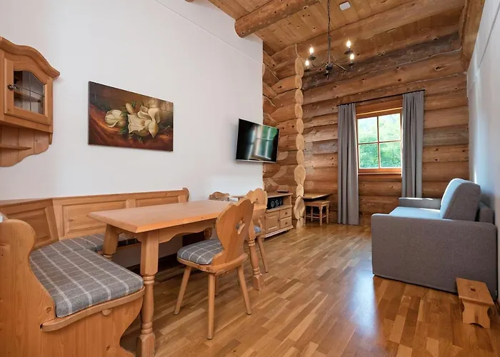 - 24 Neben Skipiste Und Skilift